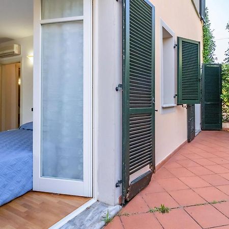Piana Di Solaro Modern Flat & Swimming Pool Lägenhet Lerici Exteriör bild