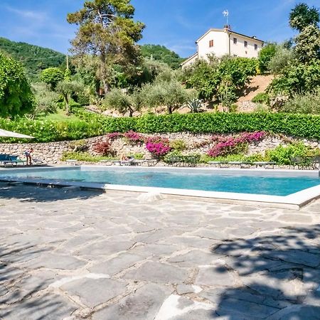 Piana Di Solaro Modern Flat & Swimming Pool Lägenhet Lerici Exteriör bild