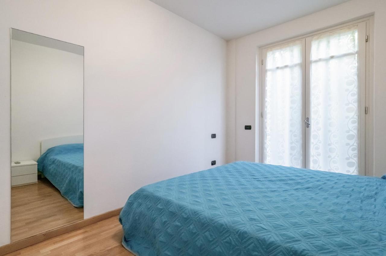 Piana Di Solaro Modern Flat & Swimming Pool Lägenhet Lerici Exteriör bild