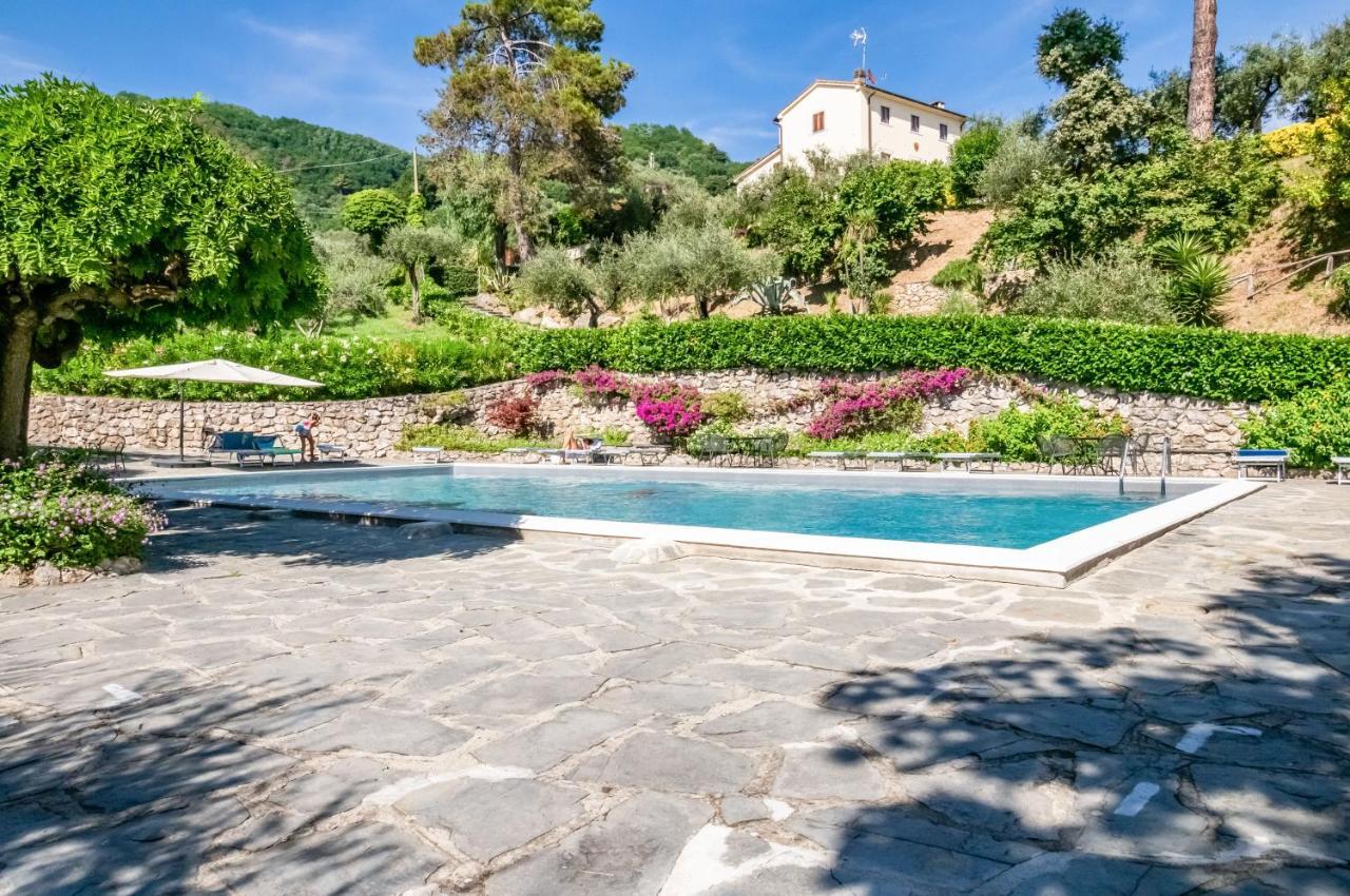 Piana Di Solaro Modern Flat & Swimming Pool Lägenhet Lerici Exteriör bild
